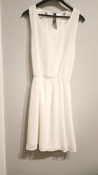 Śliczna sukienka .XXS. H&M. Ecru.