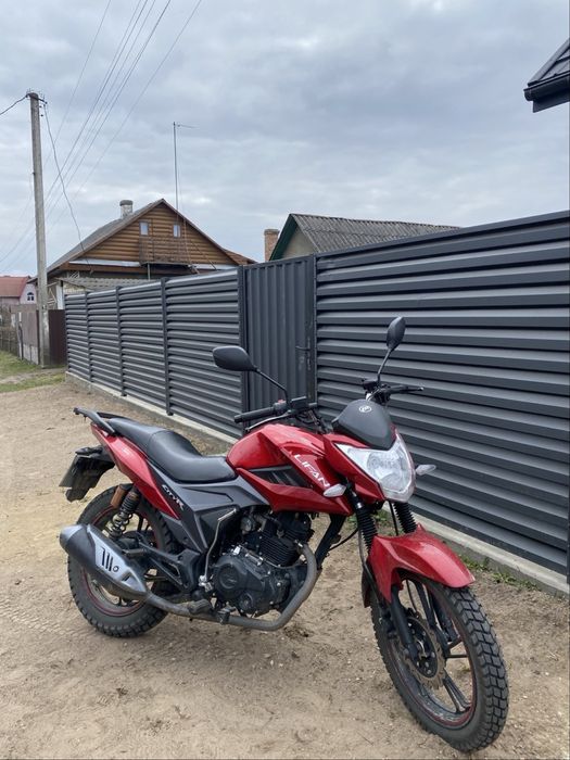 Продам ліфан 200