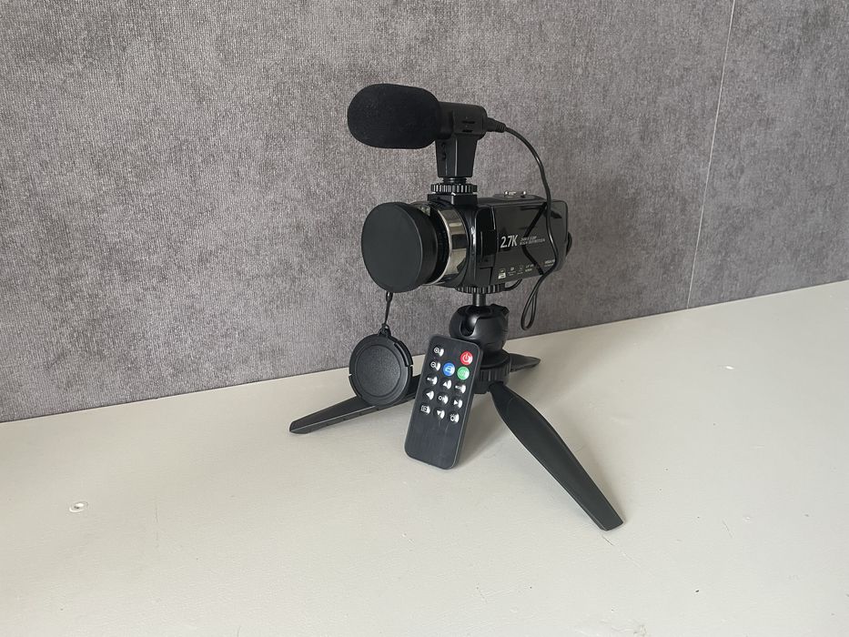 Продам нову камеру 2.7К, якісь відео на висоті