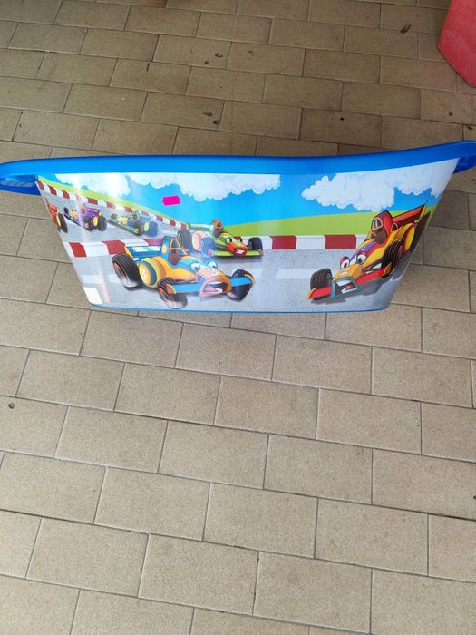 Banheira carros bebé