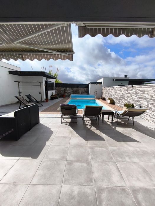 PARTICULAR - Moradia Contemporânea em Vila Verde, Terrugem (Sintra)