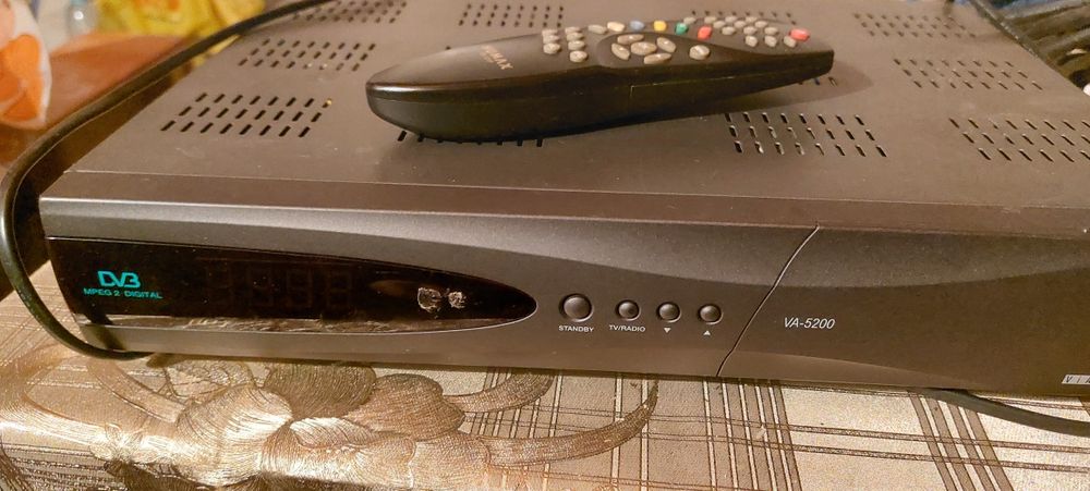 Супутниковий ресивер Humax 5200
