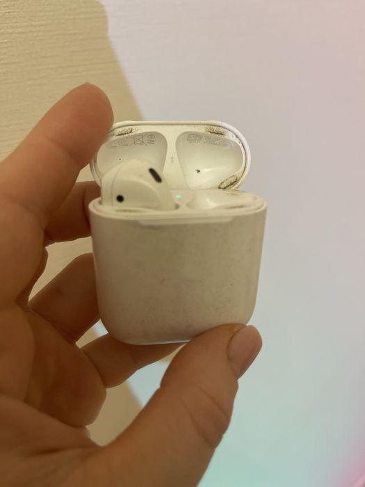AirPods вживані прекрасний звук