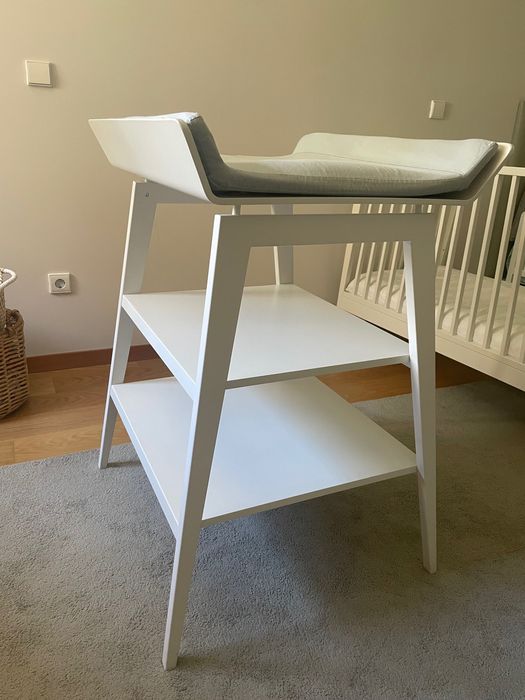 Muda fraldas da marca Leander