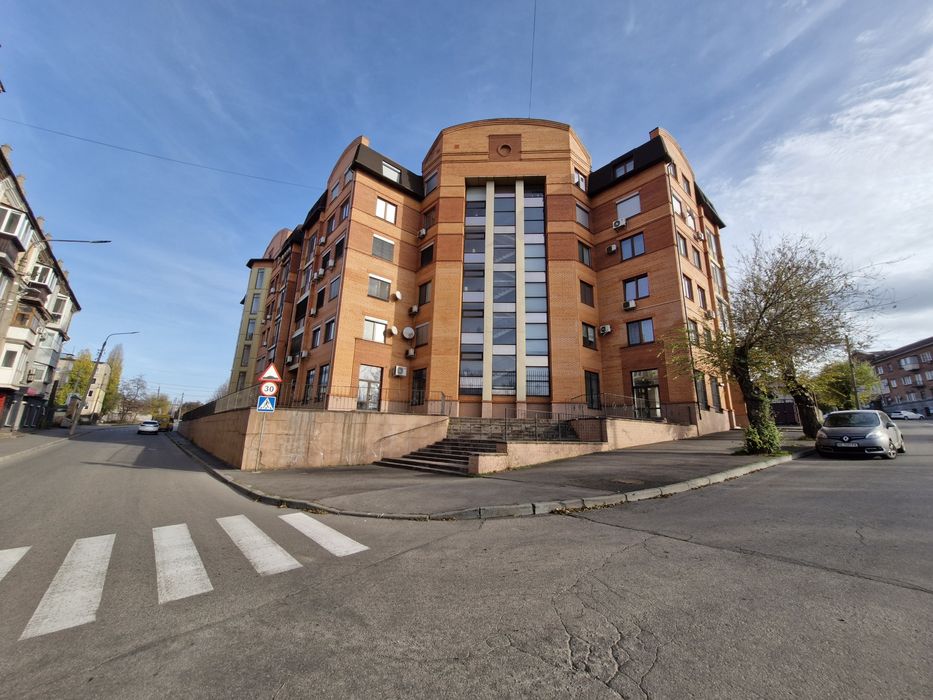 Ексклюзивна пропозиція! 3-х кімнатна квартира! Центр міста!