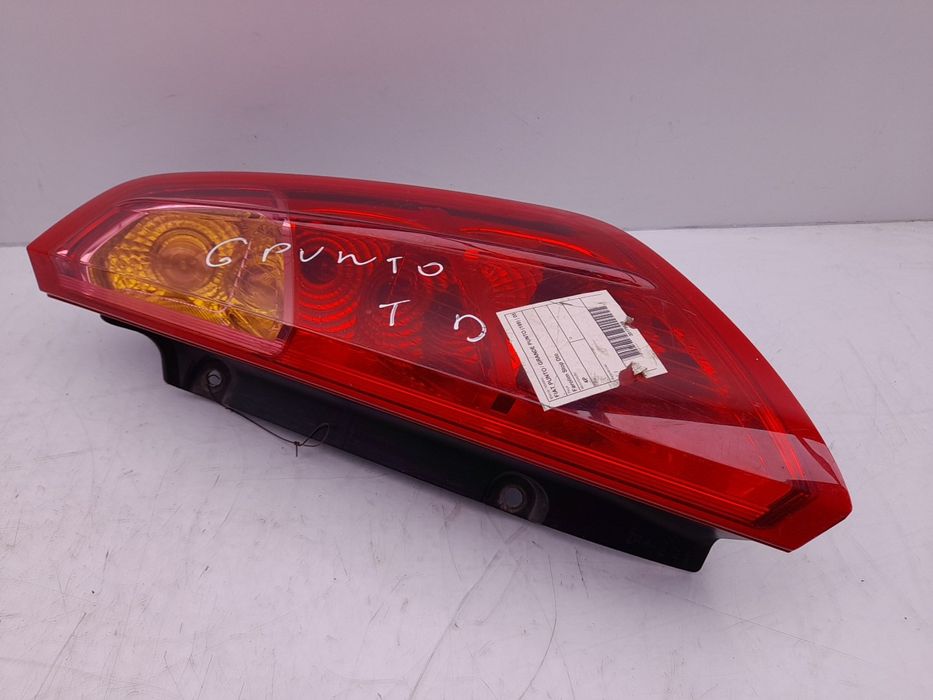 Farolim direito FIAT Grande Punto (199_)