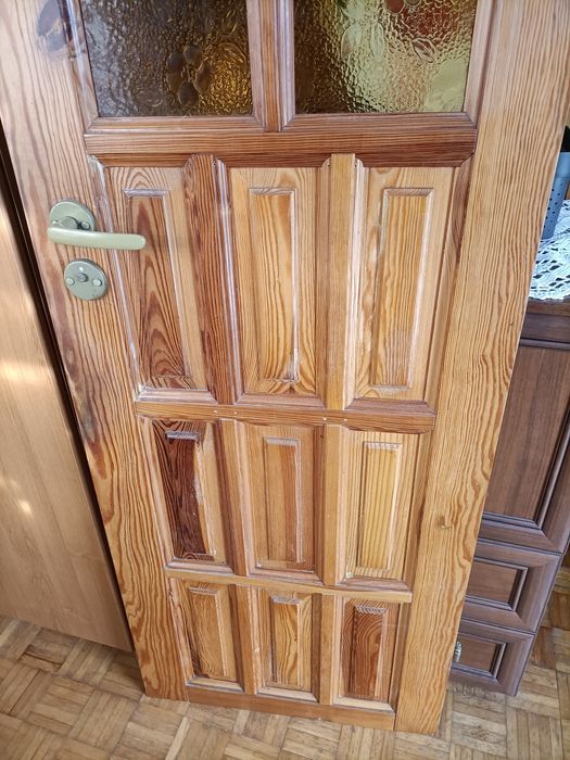 Drzwi wewnętrzne drewniane 60