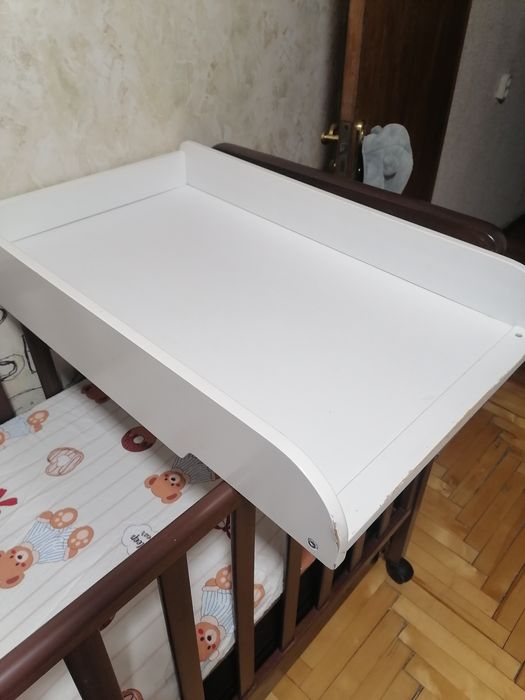 Пеленальна дошка