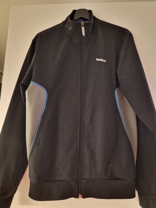 Świetna bluza Reebok