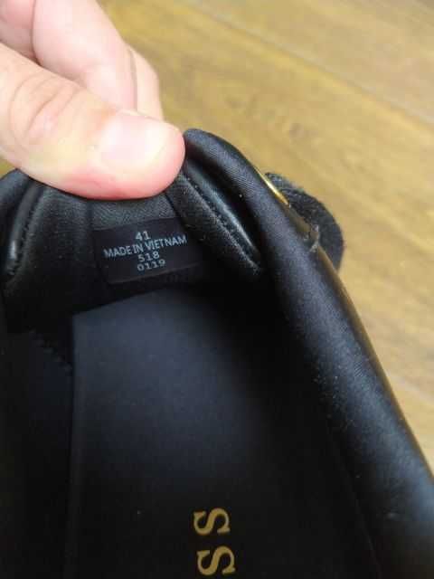 Buty snikersy Guess 41