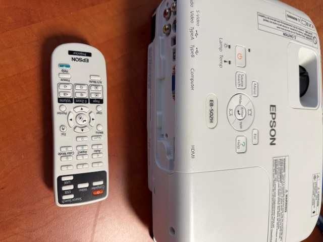 Projektor Epson EB-S02H