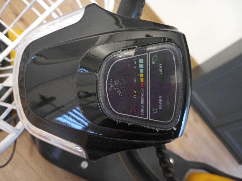 hulajnoga elektryczna jak nowa, 2 baterie