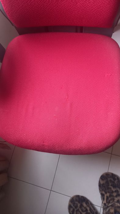 Cadeira de escritório. Bom estado.