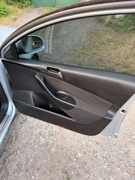 Volkswagen Passat 2007 VIN WVWZZZ3CZ8E000810 фото оголошення 13 з 21