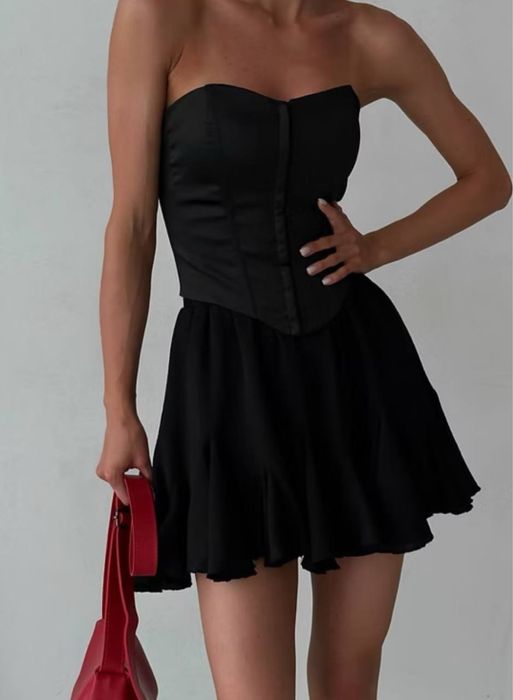 Спідниця з воланами