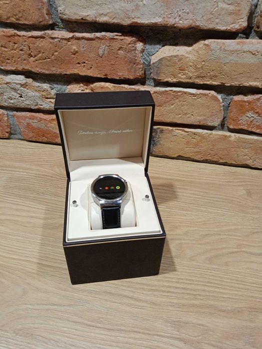 Huawei watch Classic SMARTWACH. Świetny stan, pasek skórzany, skóra.