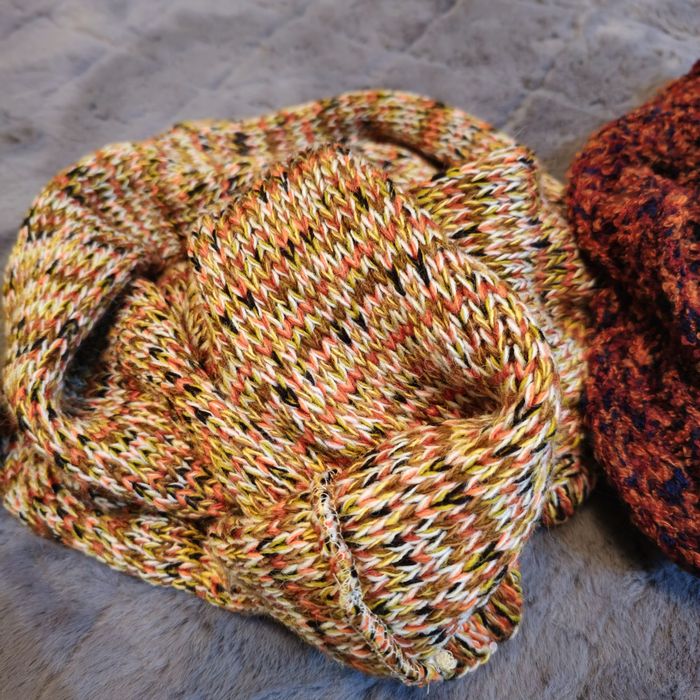 Zestaw zimowych akcesorii komin szalik