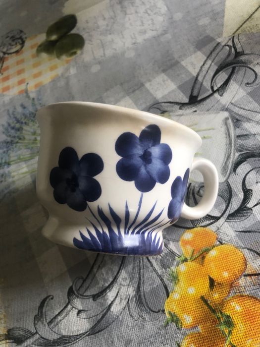 Chávena em tons de azul bonita