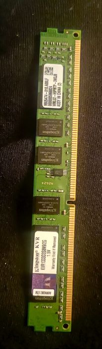 Pamieć RAM Kingston KVR1333D3N9/2G. DDR3 DIMM 1333 
Typ: DDR3 DIMM
Poj