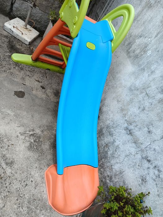 Escorrega infantil