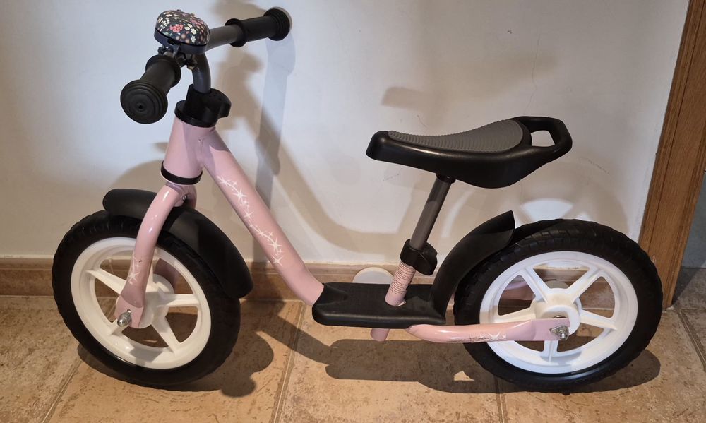 Bicicleta rosa crianca muito bom estado