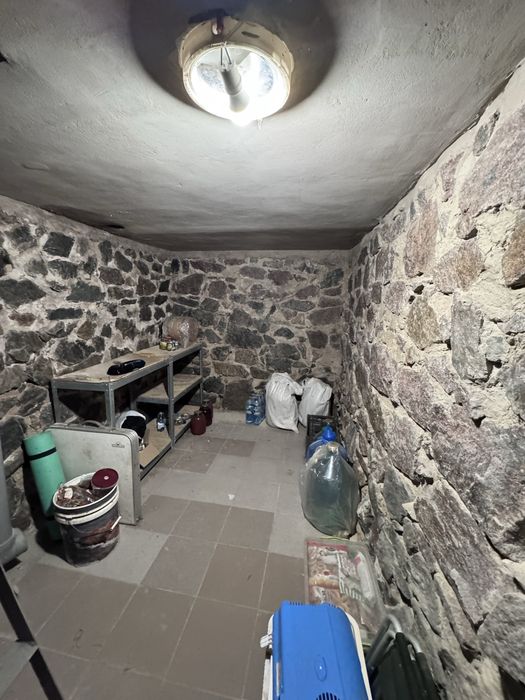 Продам цегляний гараж АК Сокіл