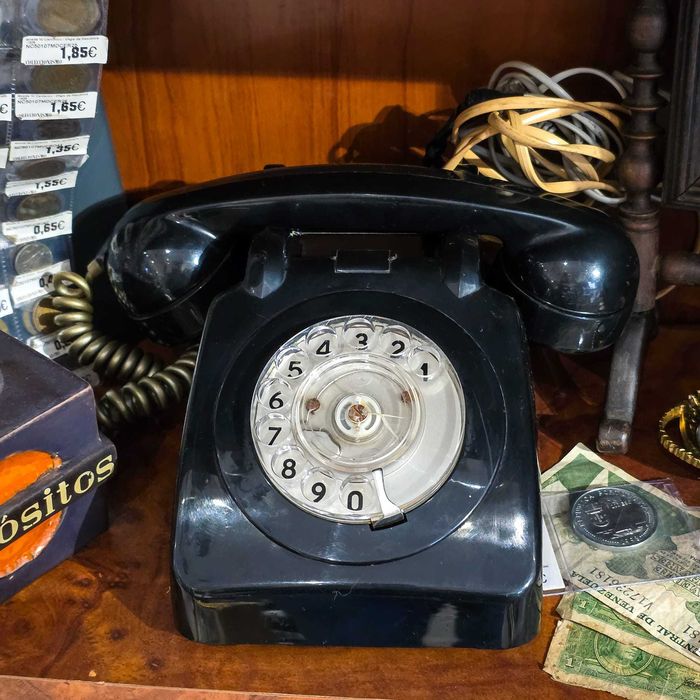Telefone Vintage Disco Rotativo – Anos 70/80 – Clássico Retro