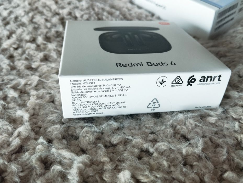 Auriculares Bluetooth Sem Fios Xiaomi Redmi Buds 6 Novo