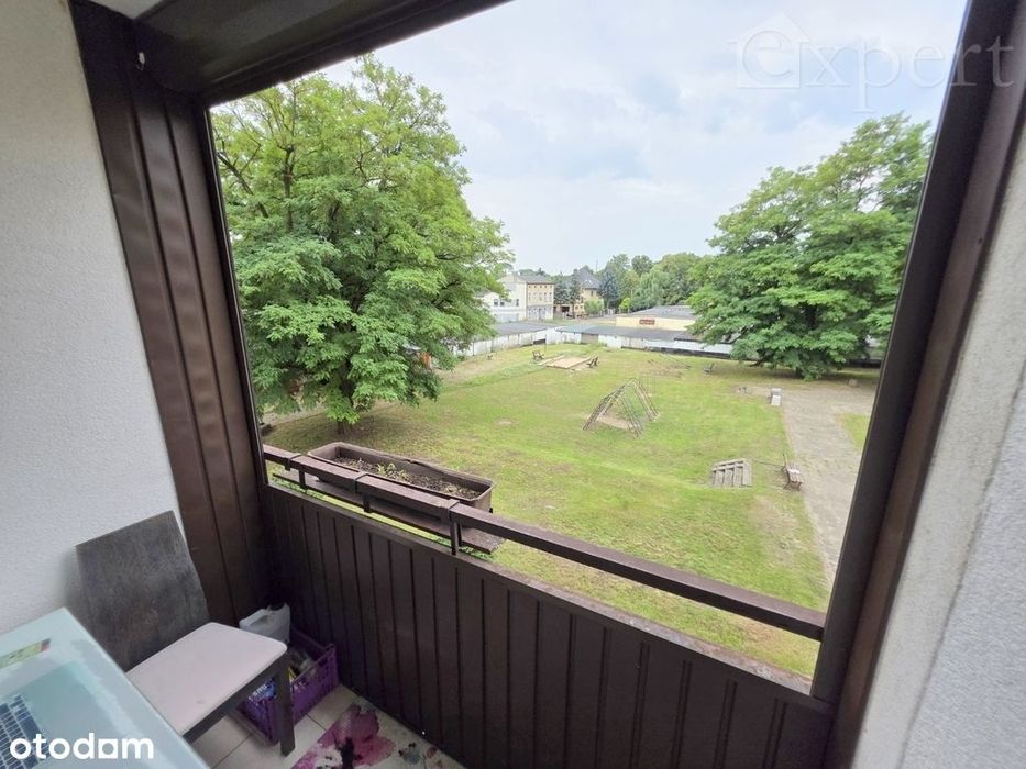Ładne 3 oddzielne pokoje z balkonem na 1 piętrze