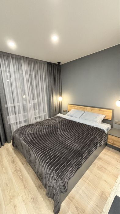 Подобово. Центр. ЖК Домбровський.