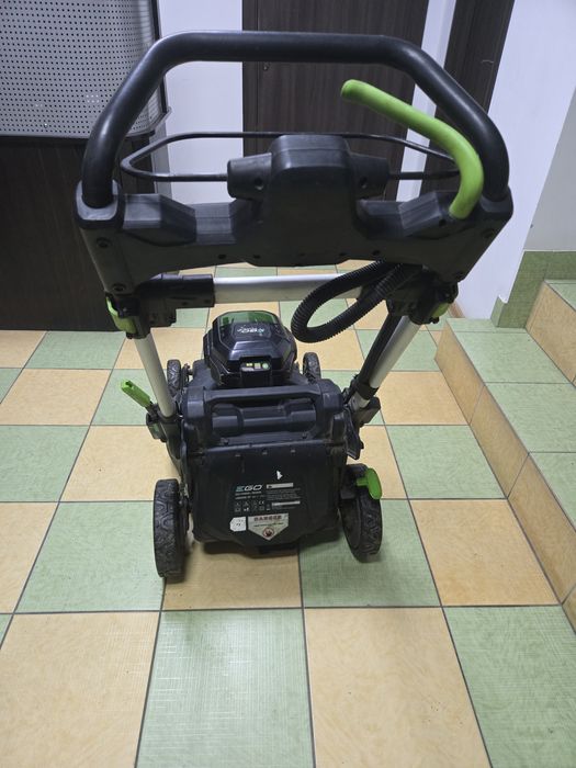 Газонокосарка EGO LM2021E-SP акумуляторна, самохідна, 56 В, 50 см