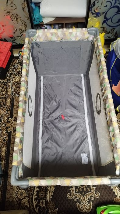 Манеж/ліжечко Lionelo