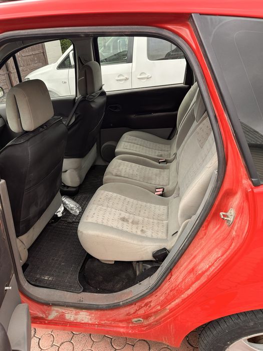 Рено сценік 2 2005 рік Renault Scenik 2