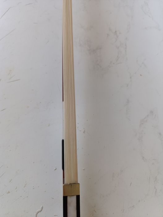 Смичок для веолончелі