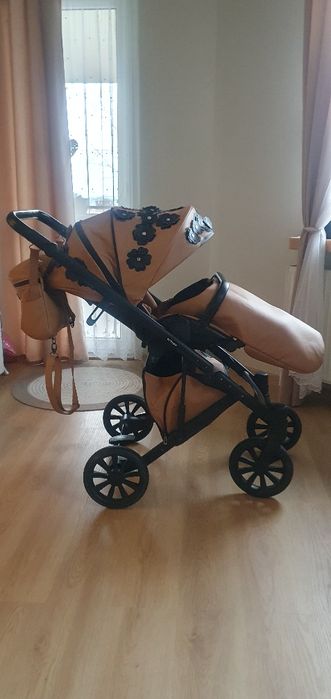 Wózek z gadolą+spacerówka