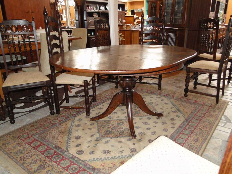 Solid Wood Living Room Table, Excellent Condition and Quality – Extendable64551173562753124