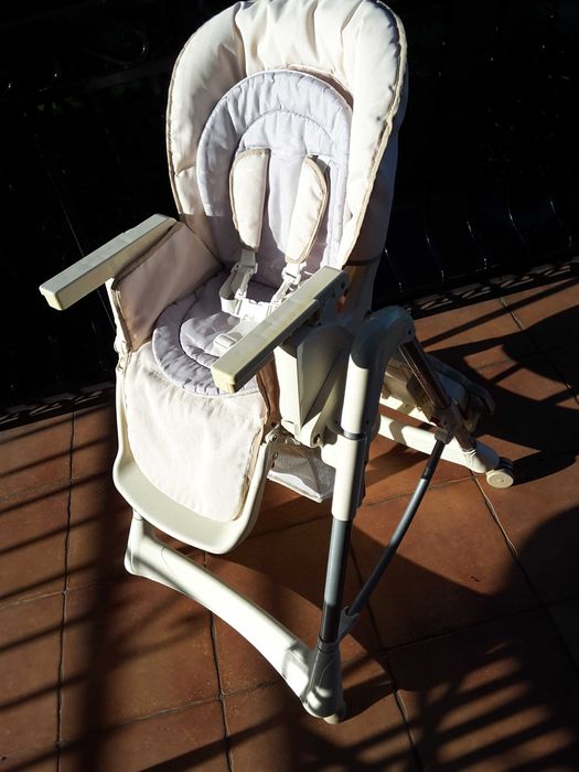 Fotelik do karmienia