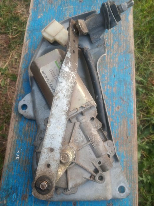 Моторчик склоочисника Рено