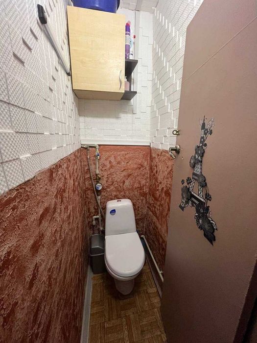 Продам кімнати в гуртожитку