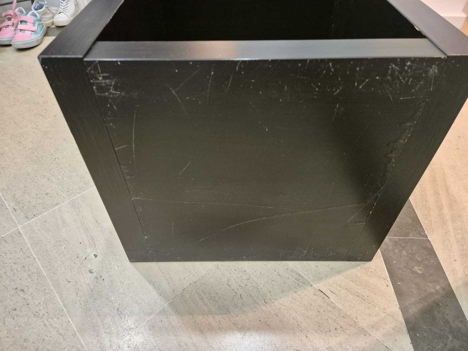 Móvel preto ikea