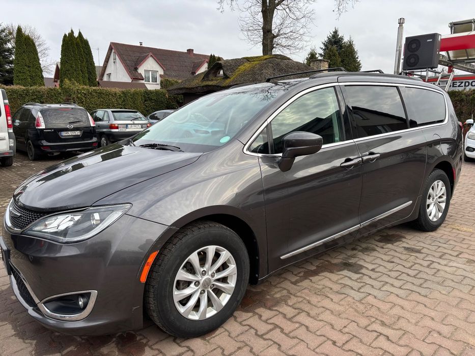 Chrysler Pacifica