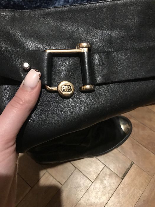 Продаю взуття оригінальне  BALDININI