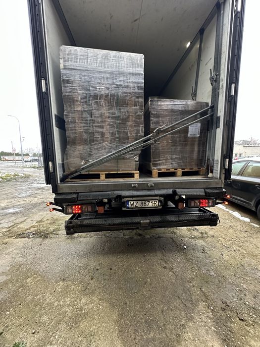 Przeprowadzki ciężarówka winda transport gabarytowy