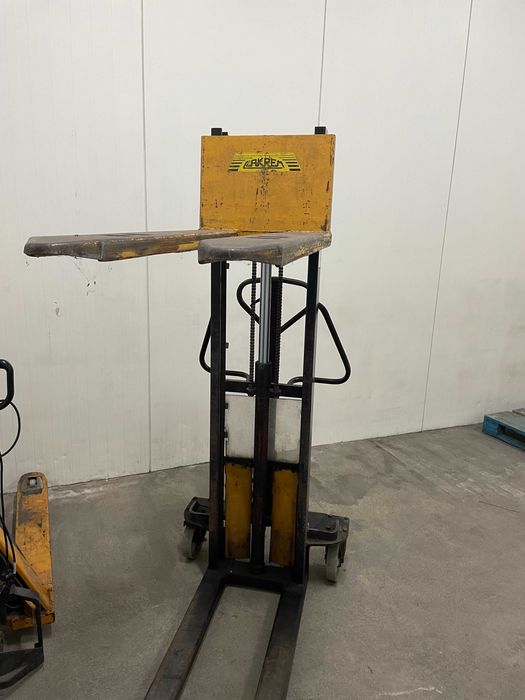 Wózek podnośnikowy sztaplarka ręczy ZAKREM