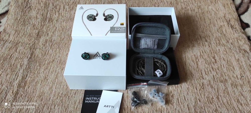 Навушники Artti R2