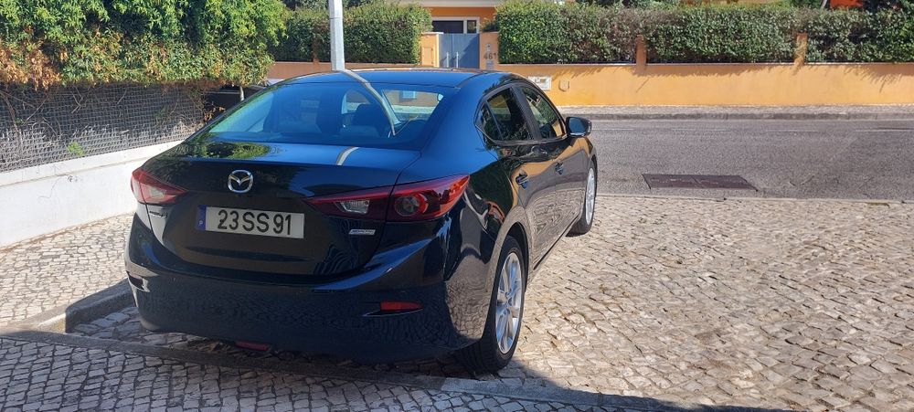 Mazda 3 1.5 Excellence
