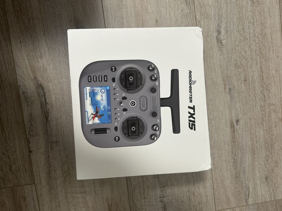 Новий Radiomaster TX15 MAX Gold