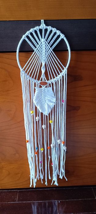 Várias peças em macramé