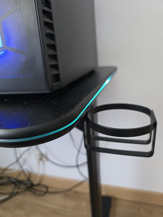 Mesa gamer com led  120x60