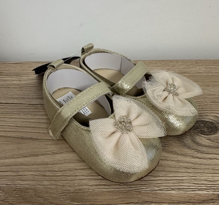 Пінетки для дівчинки